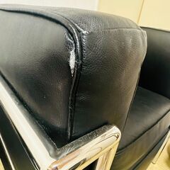 使用済　1人用ソファ②ル・コルビジェ LC2 デザイナーズレプリカの画像
