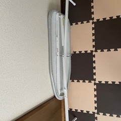 折り畳みアイロン台　引き取りのみの画像