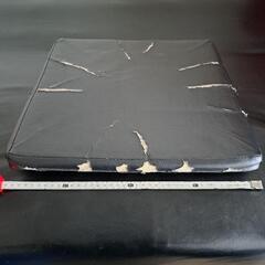 レザー調 座布団【ジャンク品】の画像