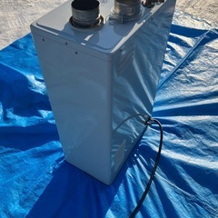 【バナナ】2020年製 コロナ 灯油ボイラー UIB-SA381 通電動作確認済 排気筒ありの画像