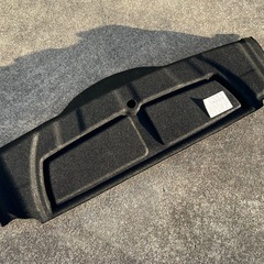 トゥーラン　トランク　カバー　フォルクスワーゲン の画像