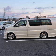 日本に一台！エルグランド1mくらい長くなってます。スポーツカー交換可の画像