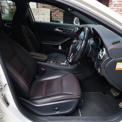 検査8年2月GLA45 4MATIC 360PSターボ/ディストロニックプラス/ブラックスポーツレザーシート/AMG19AW/ナビ/地デジ/バックカメラ/点検記録簿の画像