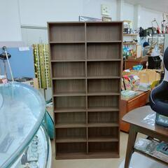 本棚☆濃いウッド調☆8段☆漫画、書籍、収納棚【浜村鹿野温泉ICから3分 買取本舗 宮本リサイクル 営業時間9～19時 定休日水曜のみ←連絡できませんm(_ _)m】の画像