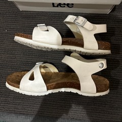 【最終価格❣️】Lee リー　レディース　サンダルの画像