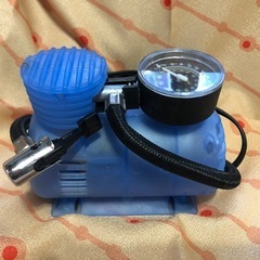 商談中になりました。空気入れエアーコンプレッサー シガーソケットの画像