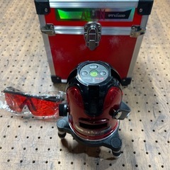 山真製鋸　レッドエイリアン　レーザー墨出し器　ＲＡ−０６ 