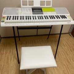 CASIO LK-511 電子ピアノ  ナビゲーション機能: 光...