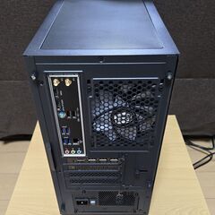 RTX4070＆AMDゲーム特化CPU搭載　コンパクト＆高性能なゲーミングPCの画像