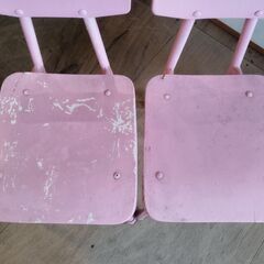 在庫2脚 古い幼稚園の椅子 幼児用椅子 キッズチェア ペイント家具 オブジェ 飾り台 レトロ　/TJ-2247 2F北の画像