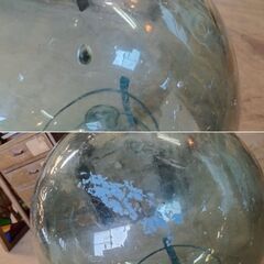 古いガラスの浮き玉 台座付 浮き球 ガラス玉 オブジェ インテリア 昭和レトロ 浮玉 古道具 漁具　/TJ-2248 2F南の画像