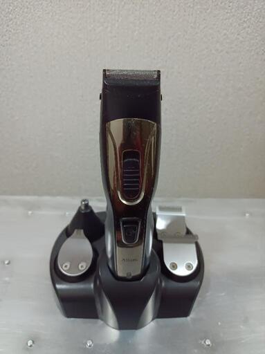 新品充電式ひげ剃りバリカン