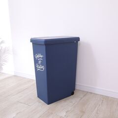 新品未使用 スライドペール 30L ナイトブルー ゴミ箱 スライドの画像
