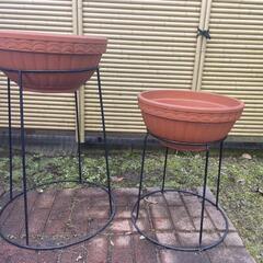 植木鉢とフラワースタンド