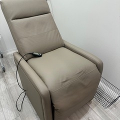 【GANA】電動リクライニングチェア の画像