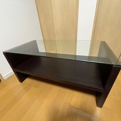 ガラステーブル