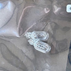 ハイエース　純正　ポジションライトとリアアイトの画像