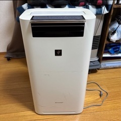 空気清浄機　本日2300円