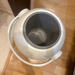 ピジョン  おむつゴミ箱の画像