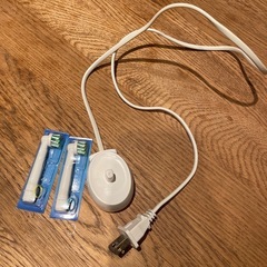 BRAUN Oral-B 替えブラシと充電器
