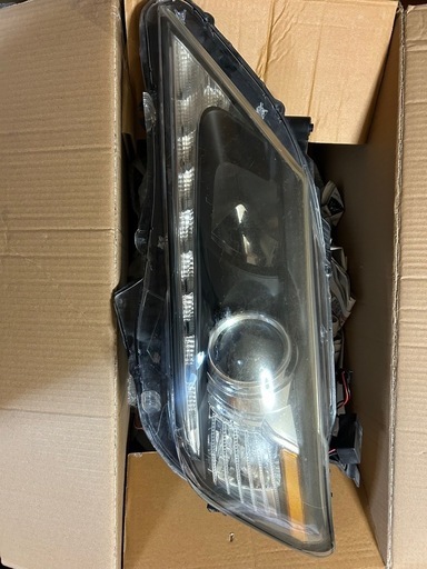 50カムリ ヘッドライト