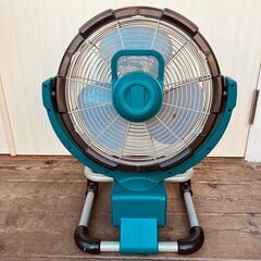 Makita（マキタ）充電式産業扇・サーキュレーター CF300D（ジャンク）の画像