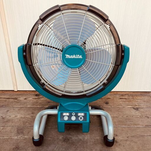 Makita（マキタ）充電式産業扇・サーキュレーター CF300D（ジャンク）