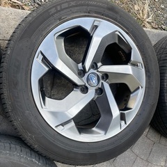 フォレスタータイヤホイール美品の画像