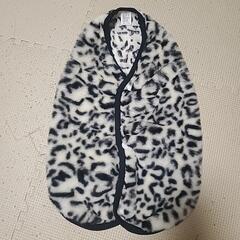 新品✨️ヒョウ柄のチョッキ♥️の画像