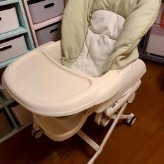 ✨combi (=コンビ) ハイローチェア(全自動ではありません...