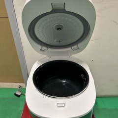 夢グループ 炊飯器 DT-NSH1811-A 1〜5.5合炊き本体美品 天板傷ありの画像