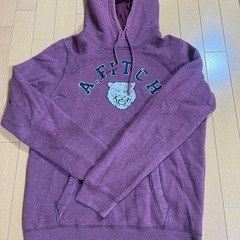 メンズ　アバクロ　トレーナーMサイズ