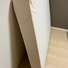 セミダブルマットレス　寝具　の画像