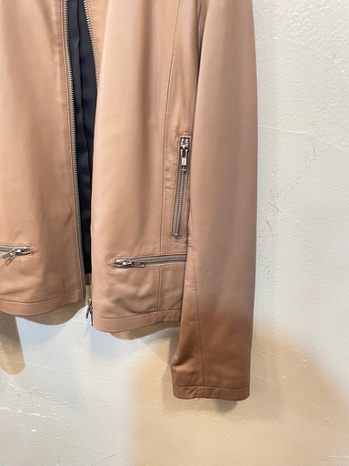 美品　FOSI ベージュレザージャケット ライダース　ジャケット