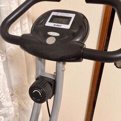 自宅でサイクリング　電動バイク　フィットネス　ダイエットの画像