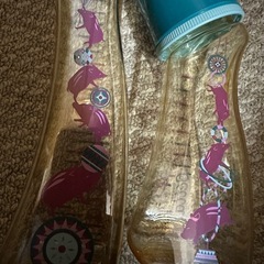 ベッタ哺乳瓶と離乳食グッズの画像
