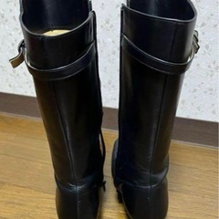 サラ☆黒皮ロングブーツ☆23.5cm☆ほぼ未使用の画像