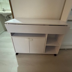 テーブル　収納棚