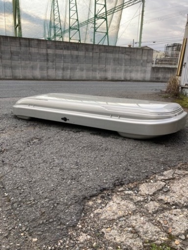 ルーフボックス