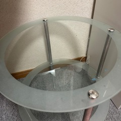 ガラステーブル　0円の画像