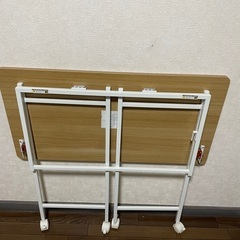 ※1/25-27限定 折り畳み椅子と折り畳み机の画像