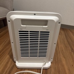 電気暖房ヒーターの画像