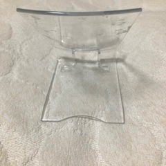 スマホスタンド　透明タイプ　使用感ありの画像