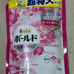 【お話中】ボールド　プレミアムブロッサムの香り　洗濯用液体洗剤（詰替）