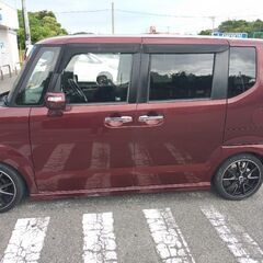 ドタキャン卸￥１９万円NBOXカスタムターボ、上級グレード、