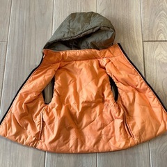 SHIPS  キッズ　ダウンベスト　
リバーシブルの画像