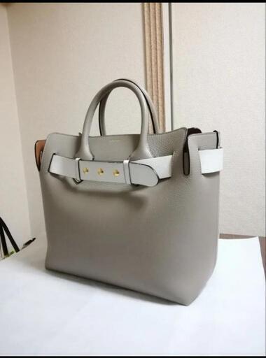 美品29万。BURBERRY　バーバリーロンドン　ベルトバッグ　トートバッグ
