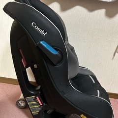 Combi チャイルドシートの画像