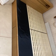 ダブルベッド　フレームのみ（マットレスなし）の画像