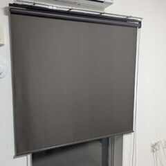 ロールスクリーン 130×200 遮光 ニトリ